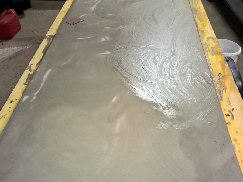 Terrassentisch mit Tischplatte aus Beton - Bauanleitung zum Selberbauen