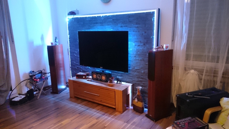 TV-Wand aus Echtschiefer zerlegbar für Umzug incl. Wohnzimmerschrank