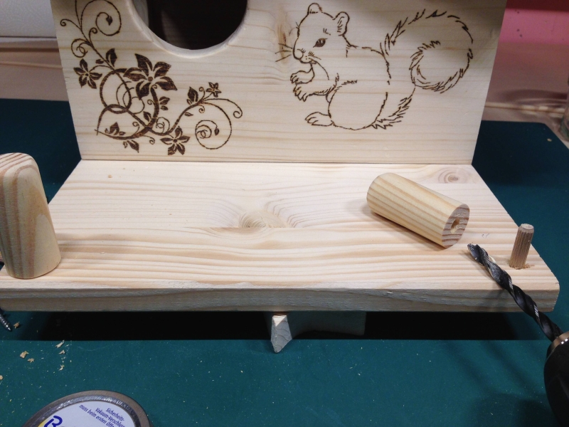 Eichhörnchenhaus - Bauanleitung zum Selberbauen - 1-2-do.com - Deine