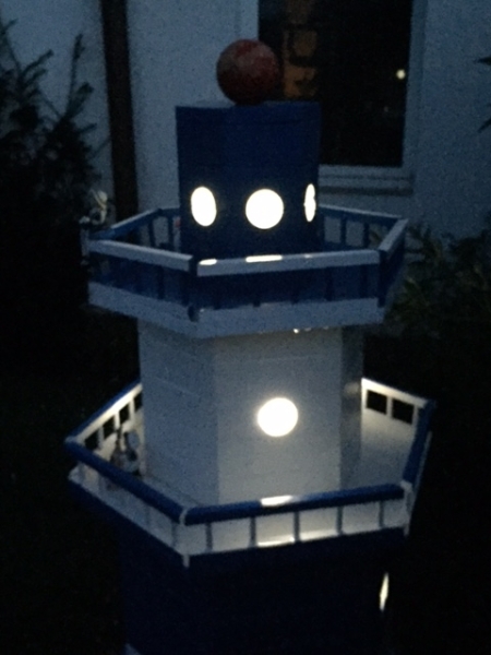 Leuchtturm mit Innenbeleuchtung - Bauanleitung zum Selberbauen - 1-2-do