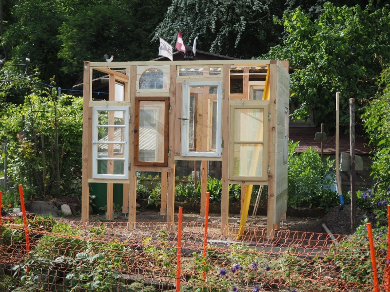 Gartenhaus/Gewächshaus aus alten Fenstern Bauanleitung zum