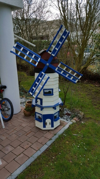 44+ Kleine Windmühle Für Den Garten, Eine von hand gearbeitete