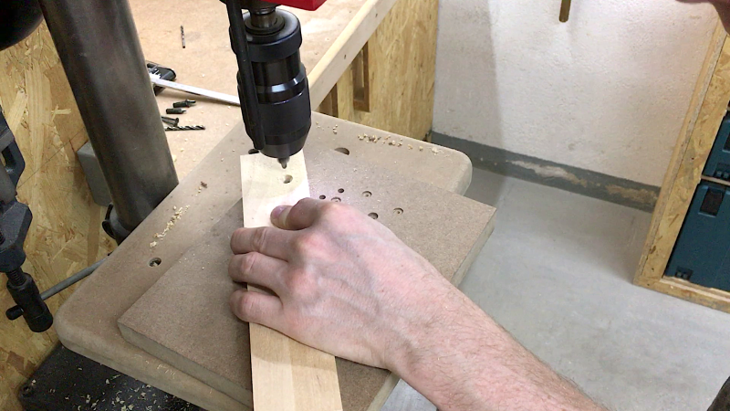 Einfaches Küchenregal - Bauanleitung zum Selberbauen - 1-2-do.com