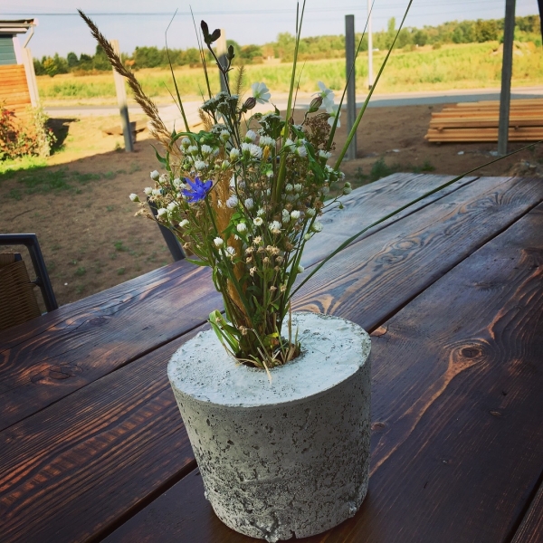 Terrassentisch - Stahlgestell und Gerüstdielen - Bauanleitung zum