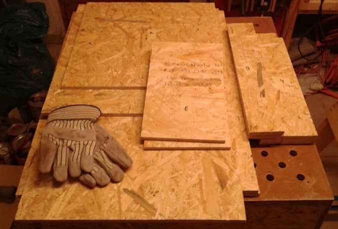 Bohrmaschinenschrank mit Einzieh-Fahrwerk und VIEL Stauraum