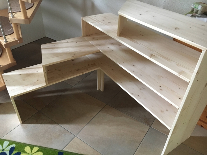 Schuhregal unter offener Treppe Bauanleitung zum Selberbauen 12do