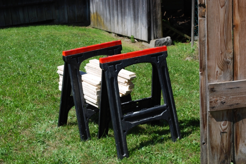 Aus was eckigem was rundes machen - Couchtisch im Shabby Chic Look