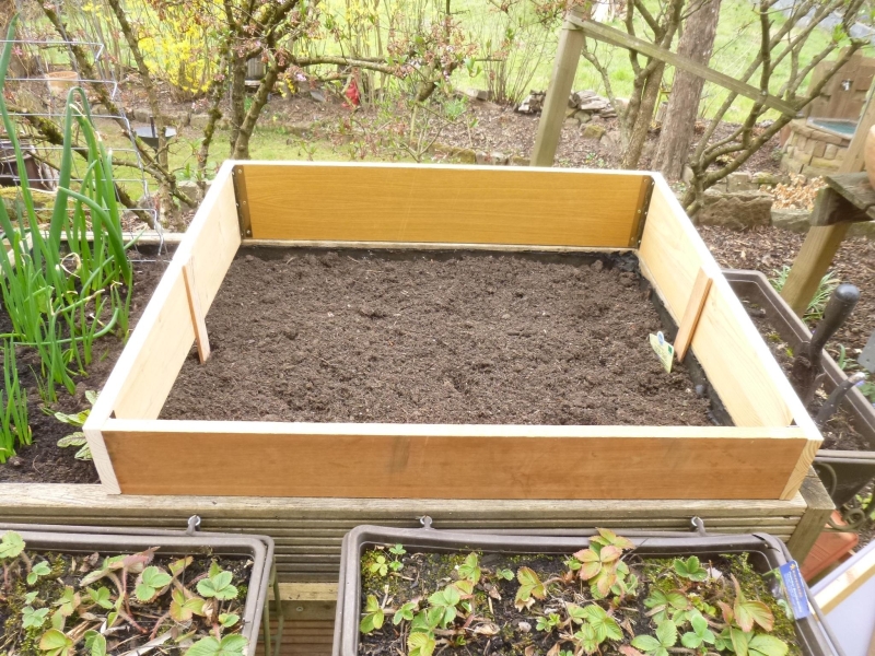 Frühbeetaufsatz für Hochbeet, faltbar Bauanleitung zum Selberbauen