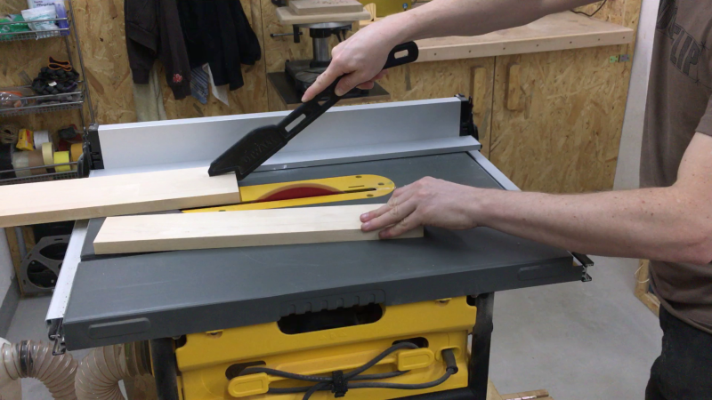 Einfaches Küchenregal - Bauanleitung zum Selberbauen - 1-2-do.com