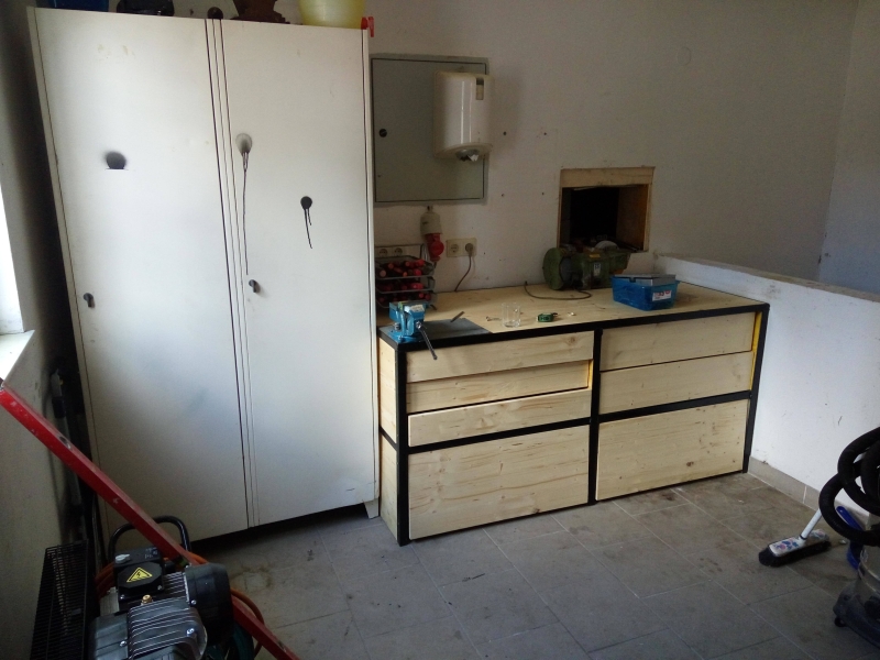 neue Werkbank in der Garage - Bauanleitung zum Selberbauen - 1-2-do.com
