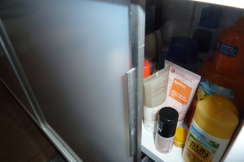 Schmaler Waschbeckenunterschrank für kleine Bäder - Bauanleitung zum