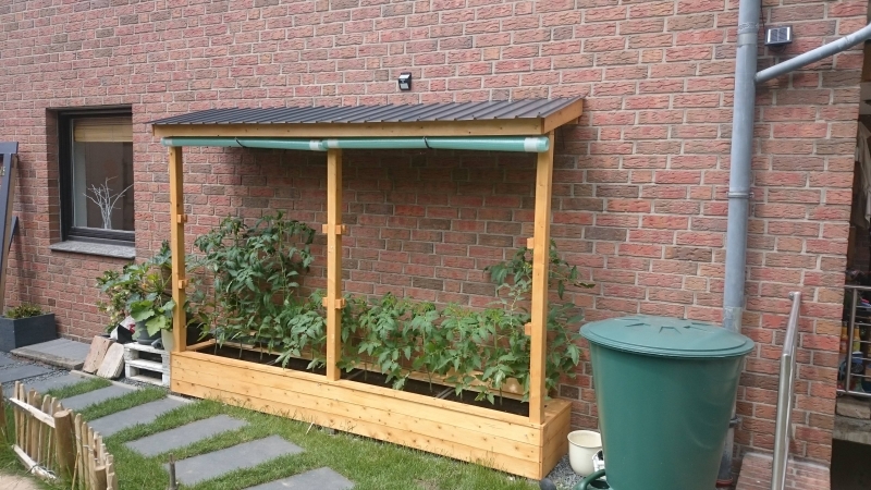 Ein Tomatenhaus ans Haus angelehnt  Bauanleitung zum Selberbauen  1 2  