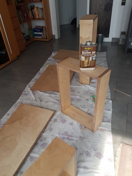 Wohnzimmertisch mit Stauraum auf Rollen - Bauanleitung zum Selberbauen