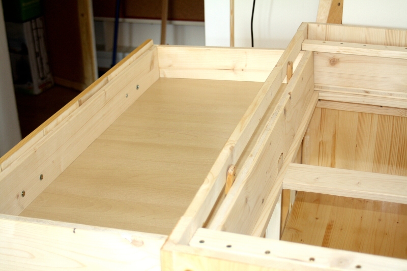 Kommode mit Fronten aus Parkettrestholz - Bauanleitung zum Selberbauen