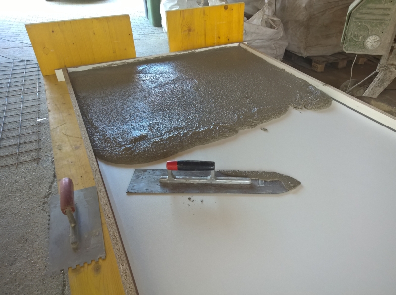 Terrassentisch mit Tischplatte aus Beton - Bauanleitung zum Selberbauen