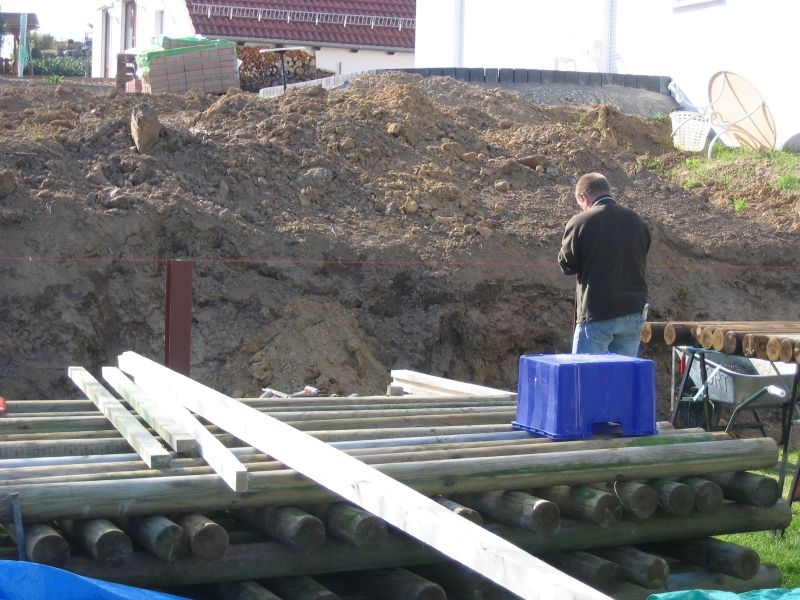 Holz Stützmauer - Bauanleitung zum Selberbauen - 1-2-do.com - Deine