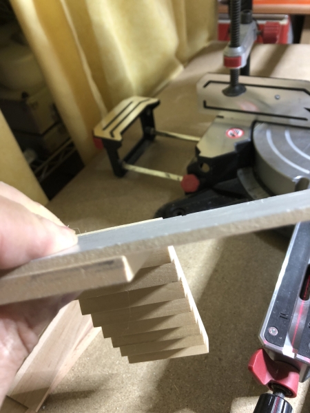 Puppenhaus Klara - Bauanleitung zum Selberbauen - 1-2-do.com - Deine