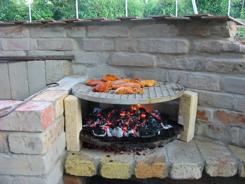 Feuerstelle mit Grill Bauanleitung zum Selberbauen