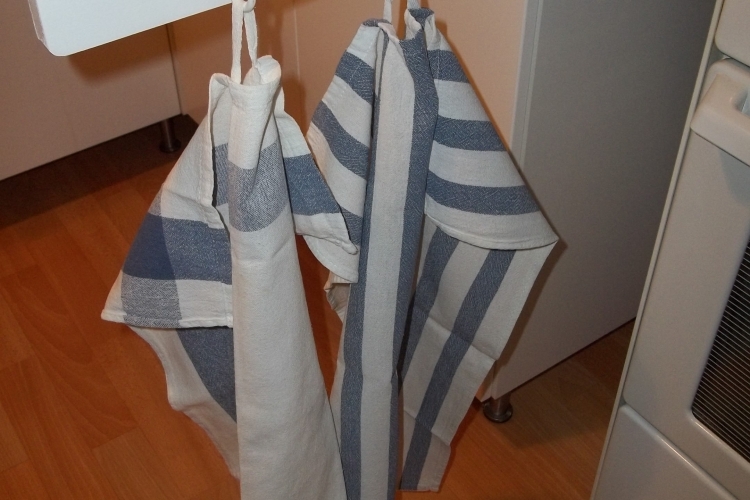 Ausziehbarer Geschirrtuchhalter für die Küche - Bauanleitung zum