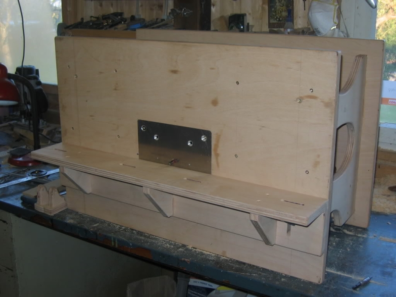 Frästisch für Oberfräse - Bauanleitung zum Selberbauen - 1-2-do.com