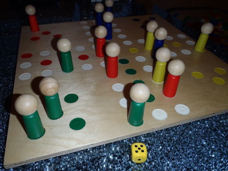 Mensch ärgere dich nicht HOLZ - Bauanleitung zum Selberbauen - 1-2-do