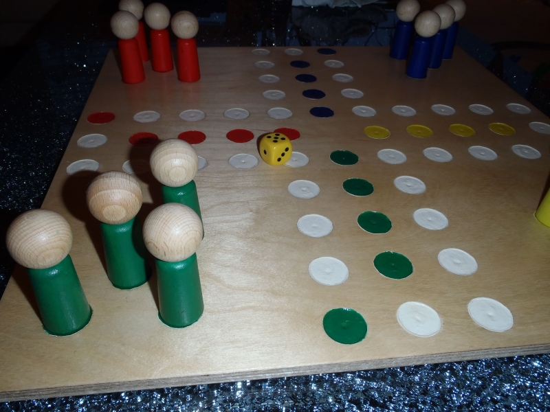 Mensch ärgere dich nicht HOLZ - Bauanleitung zum Selberbauen - 1-2-do