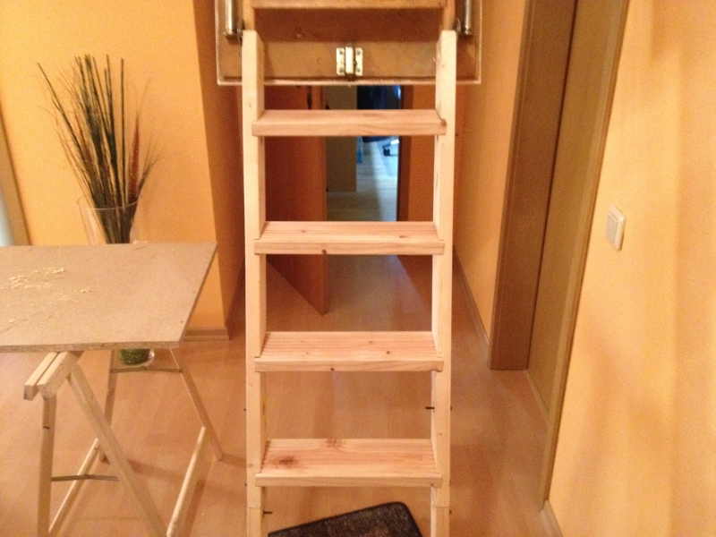 Reparatur der alten Klapptreppe zum Dachboden Bauanleitung zum