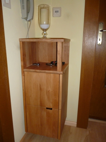 Eckschränkchen in ERLE massiv - Bauanleitung zum Selberbauen - 1-2-do