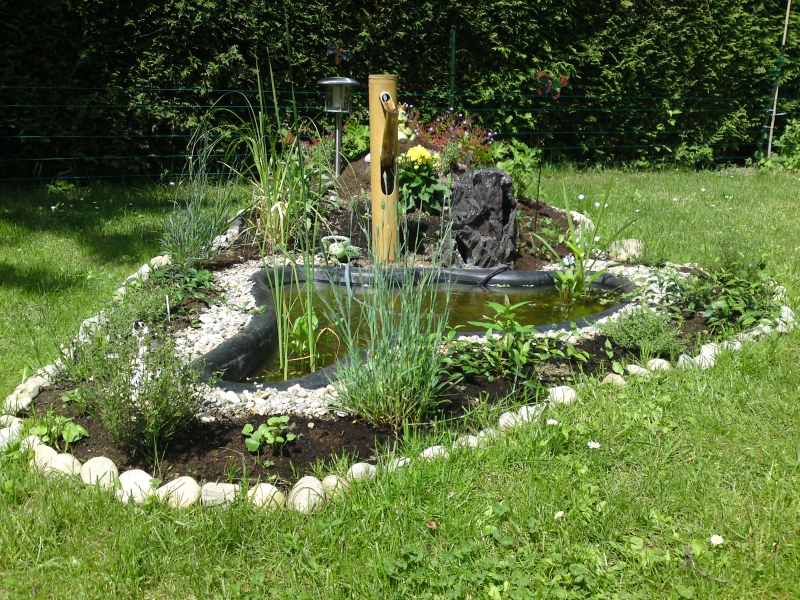 Mini Gartenteich Bauanleitung zum Selberbauen 1 2 Gartenteich braucht man eine Pumpe? | Haus & Garten Forum