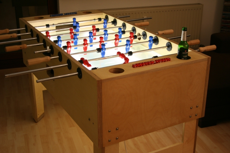 Tischkicker - Bauanleitung zum Selberbauen - 1-2-do.com - Deine