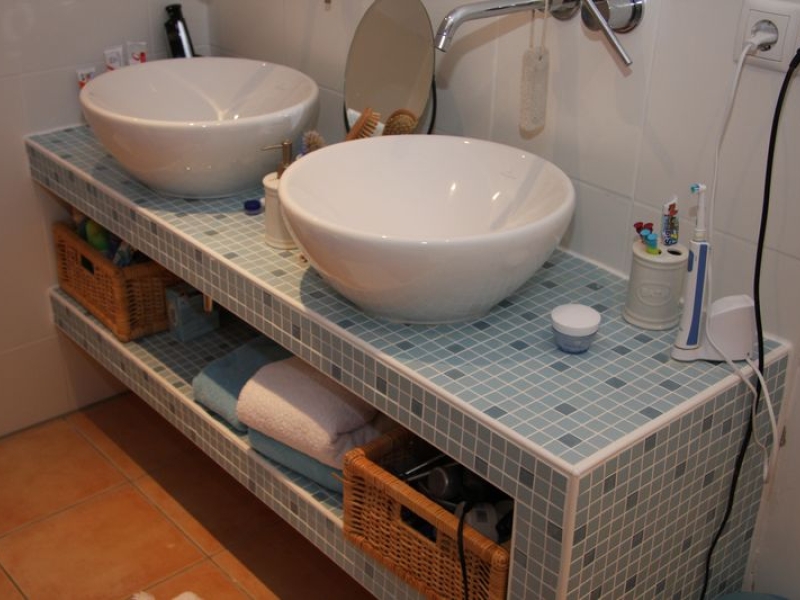 Waschtisch mit Aufsatz-Waschbecken - Bauanleitung zum ...