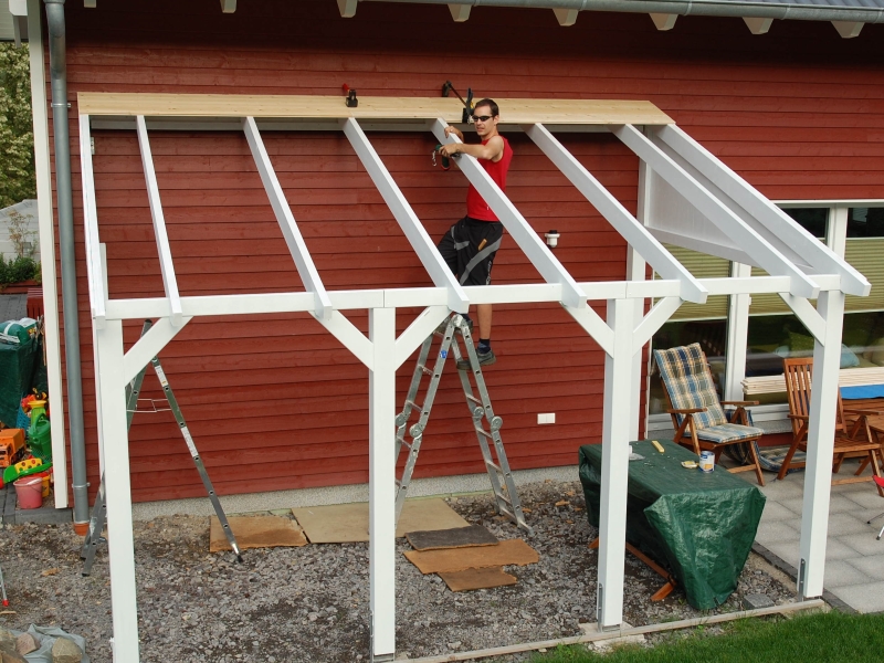 Zusammenbau einer Veranda - Bauanleitung zum Selberbauen ...