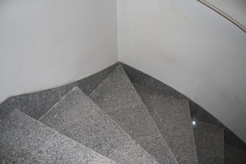 Granitboden Und Treppe Mit Geschweiftem Sockel Bauanleitung Zum Selberbauen 1 2 Do Com Deine Heimwerker Community