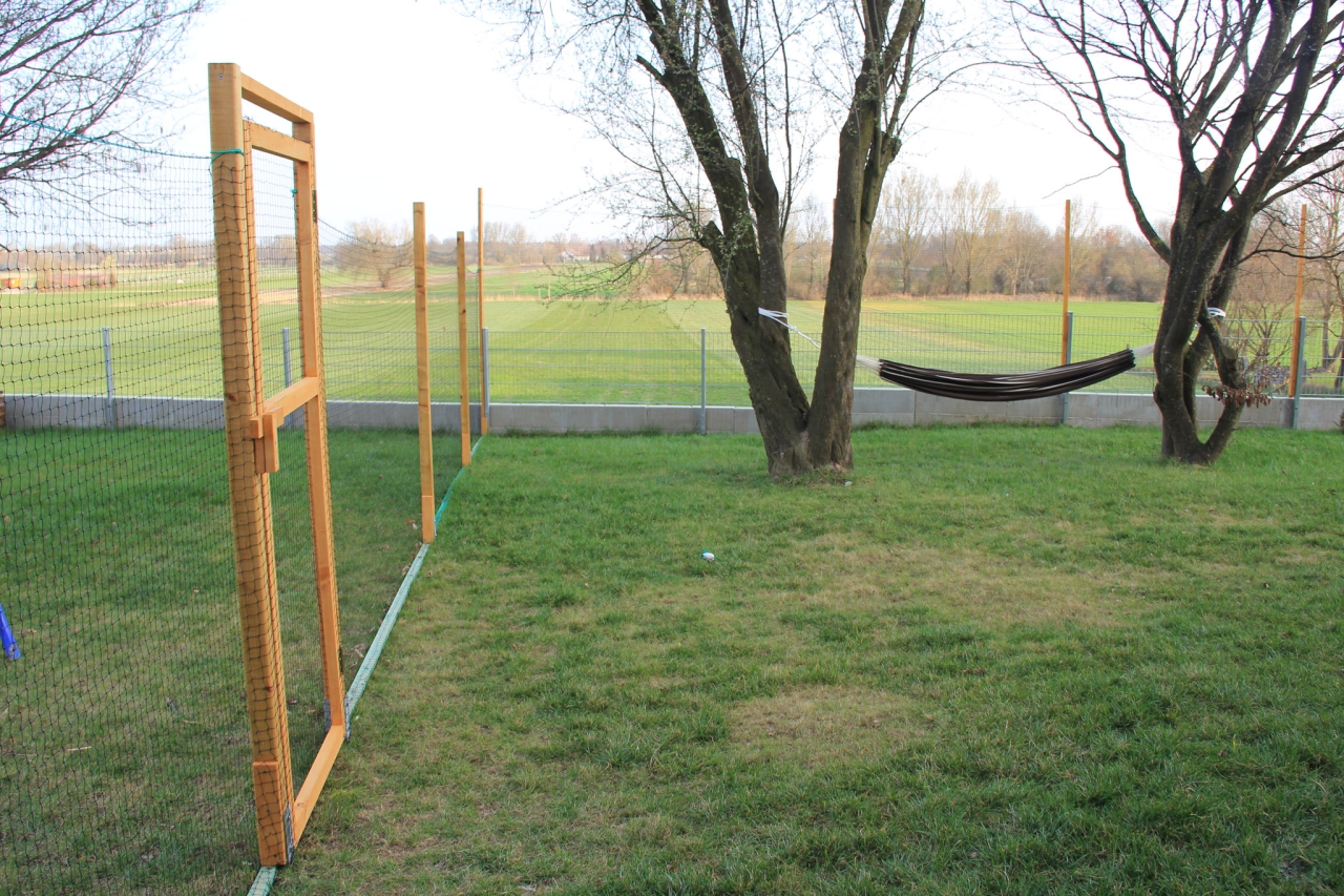 Katzen Freilauf Gehege Zaun Netz Sicherer Auslauf Fur Die Kleinen Bauanleitung Zum Selberbauen 1 2 Do Com Deine Heimwerker Community