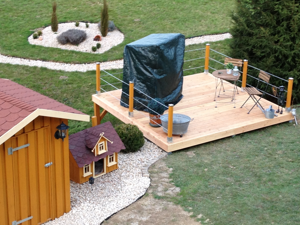 Ein kleines Podest für die Terrasse bauen – Holzhandwerk