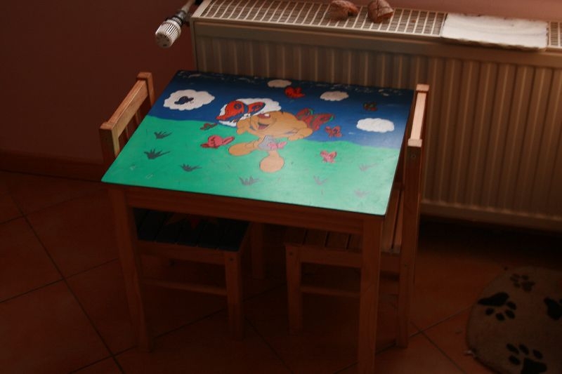 Kinderspieltisch - Bauanleitung zum Selberbauen - 1-2-do.com - Deine