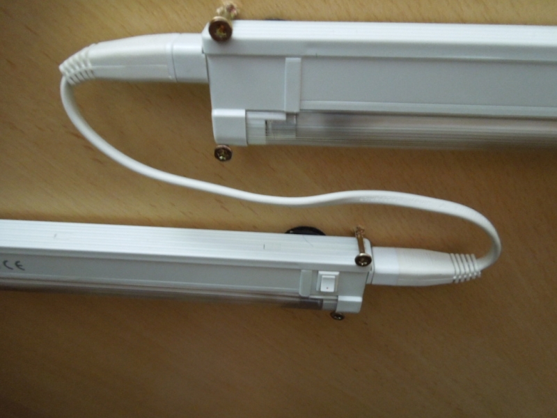 Licht ins Dunkel eines Eckschranks / Schuhschranks - Bauanleitung zum