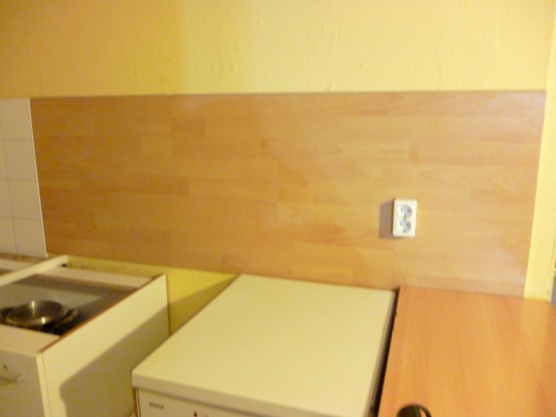 Laminat Verlegung an der Küchenwand - Bauanleitung zum Selberbauen - 1