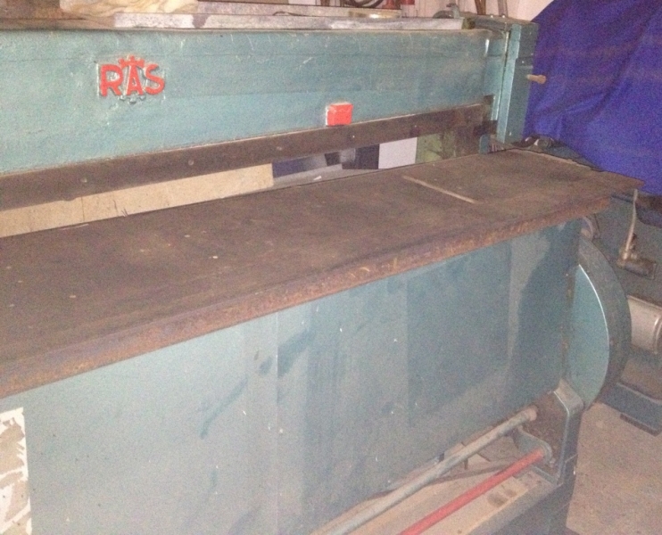 Holzlager mit Sitzmöglichkeit - Bauanleitung zum Selberbauen - 1-2-do