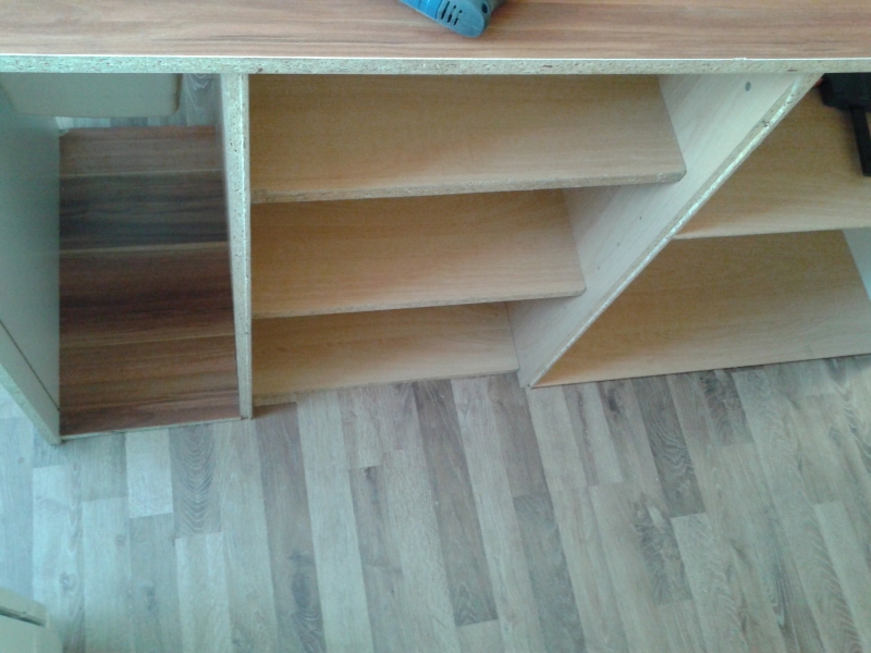 Schrank Recycling zu einer “Küchenzeile“ - Bauanleitung zum Selberbauen