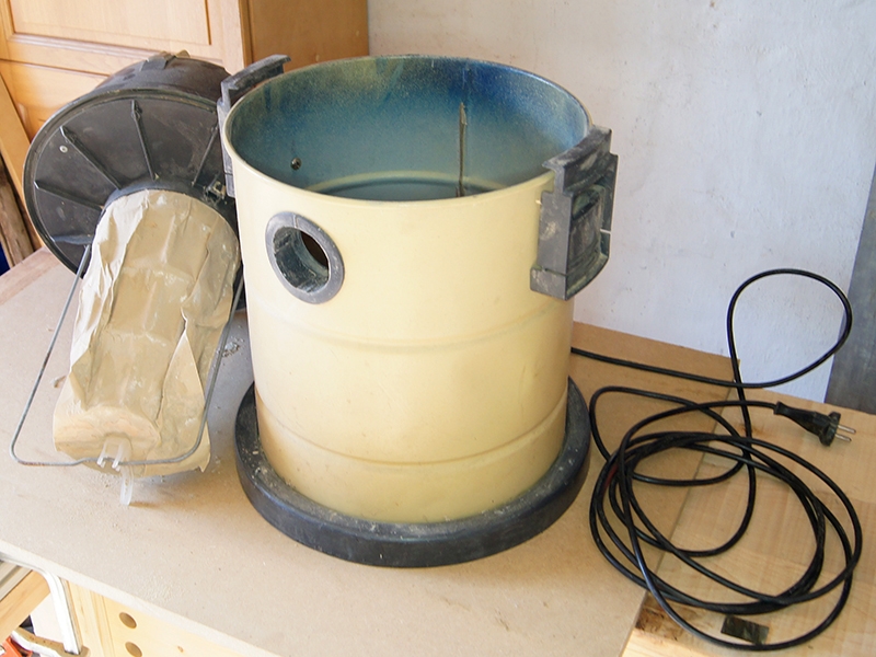 Mobilmachung für den alten Staubsauger - Bauanleitung zum Selberbauen