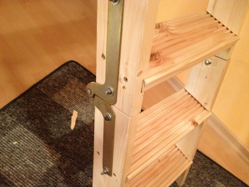 Reparatur der alten Klapptreppe zum Dachboden Bauanleitung zum