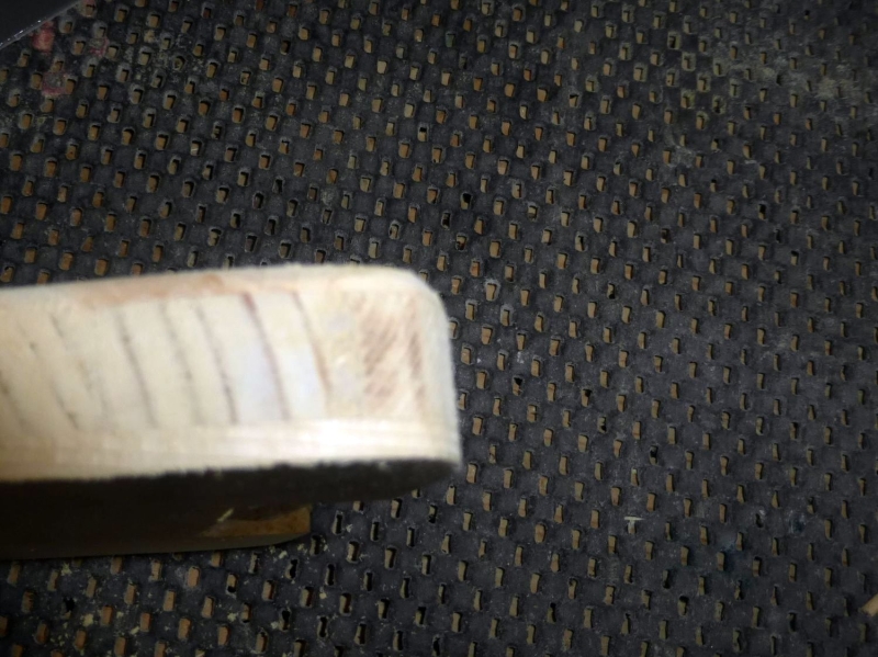 Klappbarer und mobiler Gitarrenständer - Bauanleitung zum Selberbauen