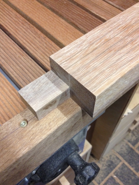 Gartenbank aus Terrassendielen-Resten - Bauanleitung zum Selberbauen