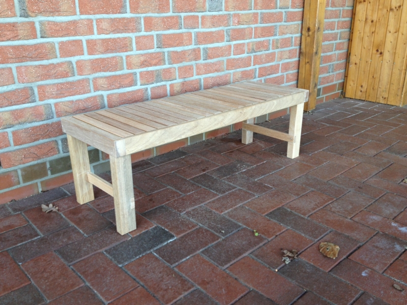 Gartenbank aus Terrassendielen-Resten - Bauanleitung zum Selberbauen