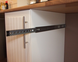 Ausziehbarer Tisch Unter Der Kuchenarbeitsplatte Bauanleitung Zum Selberbauen 1 2 Do Com Deine Heimwerker Community