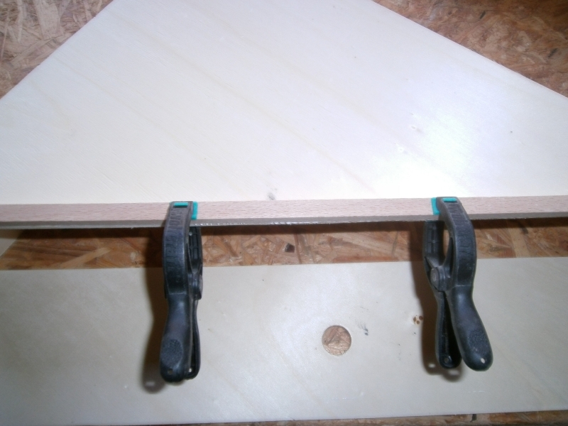 Dreieckiges Schubladenkasterl für meine Holzdübel - Bauanleitung zum