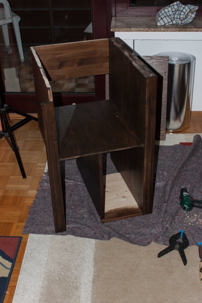 Computerschrank Teil 2, Oberbau vorbereiten und Schrankmontage