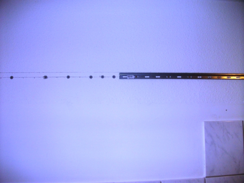 LED-Beleuchtung und Hängeschränke - Bauanleitung zum Selberbauen - 1-2