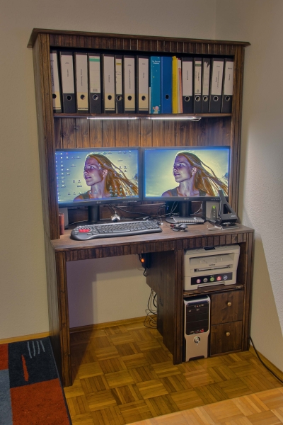 Computerschrank Teil 4. Zierleisten und Innenleben - Bauanleitung zum